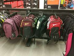 -NIKE北京马连道换季优惠店