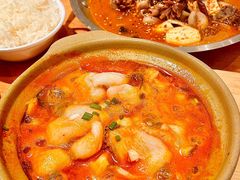 -彧玖食坊·川式砂锅酒馆(成山路店)