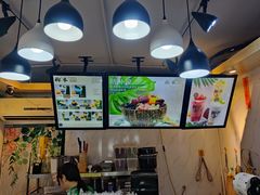-津椰本·海南正宗椰奶清补凉(店一店)