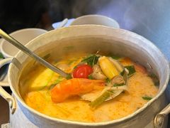 -大头虾越式风味餐厅(光明广场店)