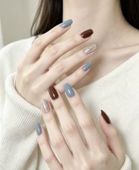-桃色美甲沙龙