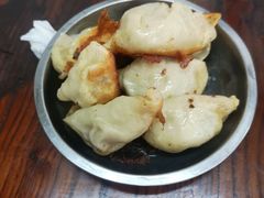 -黄阿姨锅贴大王(万航渡路店)