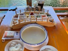 -香麒园·过桥米线·南湖雅宴