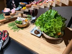 -山川小町·极番烧肉(新地假日广场店)