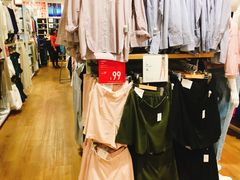 -UNIQLO(朗豪坊店)