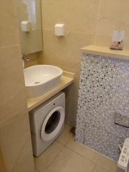 -海豚湾高端月子会所(黄浦店)