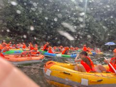 -安吉龙王山峡谷漂流