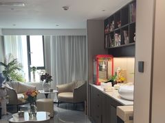-晴天里酒店(春熙路太古里店)