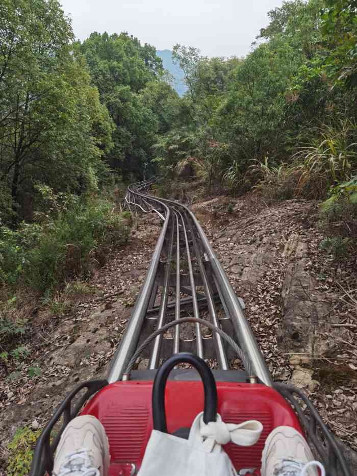 南温泉索滑道-"看了别人很多的点评,很少心动 ,正好周末.