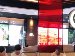 大堂-必胜客(上海新南方商城PH店)