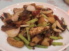 糍粑鱼-虎虎龙虾大排档(双井店)