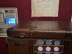 -谜盒子奇幻密室(南屏店)