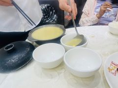 鸡煲特大鲍翅-凤城礼记鱼翅海鲜酒家(新马路总店)