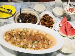 -渝信川菜 · 川味家常菜(财富购物中心店)