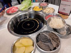 -老成都市井火锅阿泥頭火锅公司(海宁长安佳源中心广场店)