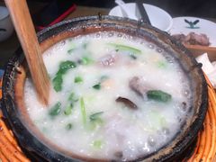 -粤港湾砂锅粥·宵夜(宝龙店)