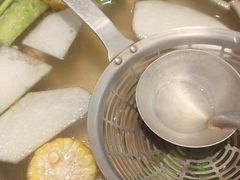 -潮汕·草根牛肉档(上海荟聚城市集市店)