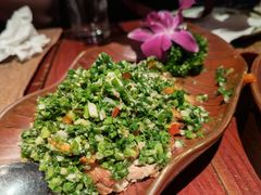 大理风味葱椒鸡-花马天堂云南餐厅 Lost Heaven(外滩店)