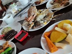 -荣誉国际酒店-云顶旋转餐厅