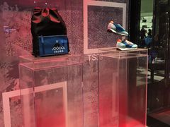 -PRADA普拉达(国际广场店)