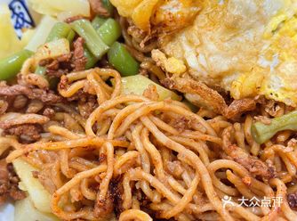 钟楼小区里竟然还有这么好吃的卤面