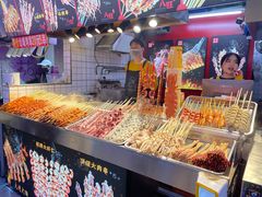 自助取餐区-八一路好吃街