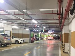 -阳光天地停车场(唐镇店)