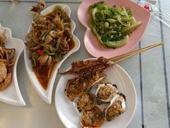 -覃记海鲜美食餐厅