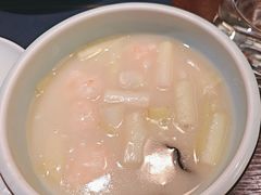 -湖畔鲁菜·二十年老字号餐厅(大明湖店)