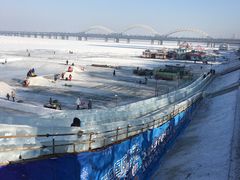 -人民防洪胜利纪念塔