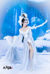 -九月鹰飞汉服摄影工作室