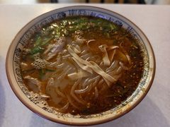 -烤鸭肉夹馍鸭汤店