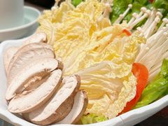 -黄记煌三汁焖锅(新佳丽江汉路店)