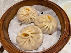 蟹粉汤包-松鹤面馆·古法焖肉面(观前店)