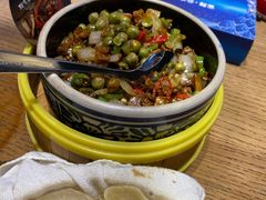 黑三剁配薄饼-雀舞云南菜(乐客城店)