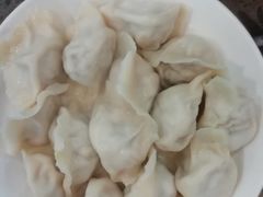 -周家大连水饺(美专校街店)