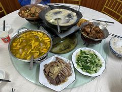 -虎洞山庄食府