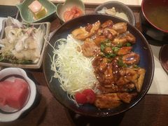 -本格丼·炭火烤肉饭(大悦路成都大悦城店)