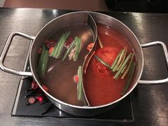 -小天鹅火锅·一线江景洪鼎旗舰店(洪崖洞店)