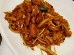 干炒牛河-稻香酒家·34年老字号·港式粤菜(汉街店)