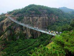 -玻璃桥景区石牛寨