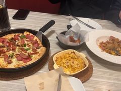 -必胜客(绿地新都会店)