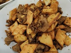 -汗腾格里·风味餐厅(新疆驻京办店)