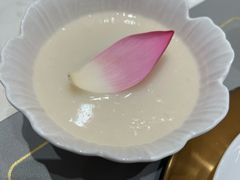 -小广寒电影艺术餐厅(小广寒经三路店)