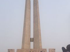 -唐山抗震纪念碑广场