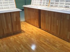 -MiRi眼镜连锁·蔡司·尼康控优点合作店(莘庄店)