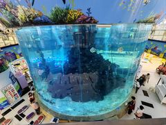 -鸿通城购物中心