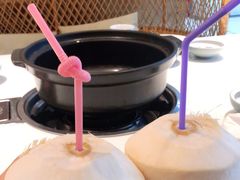 -东椰·海南椰子鸡火锅(朝阳门店)