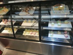 面包甜点陈列柜-火锅岛潮牌自助餐厅(天津天佑城店)