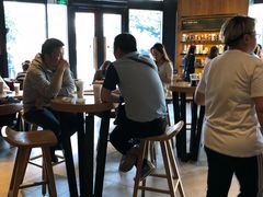 -星巴克臻选(莘庄仲盛店)